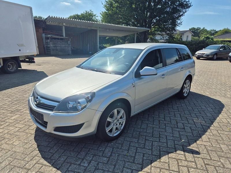 Silber Gebraucht 2010 Opel Astra Kombi | 1.950 € (Superpreis) - Bild 1/4