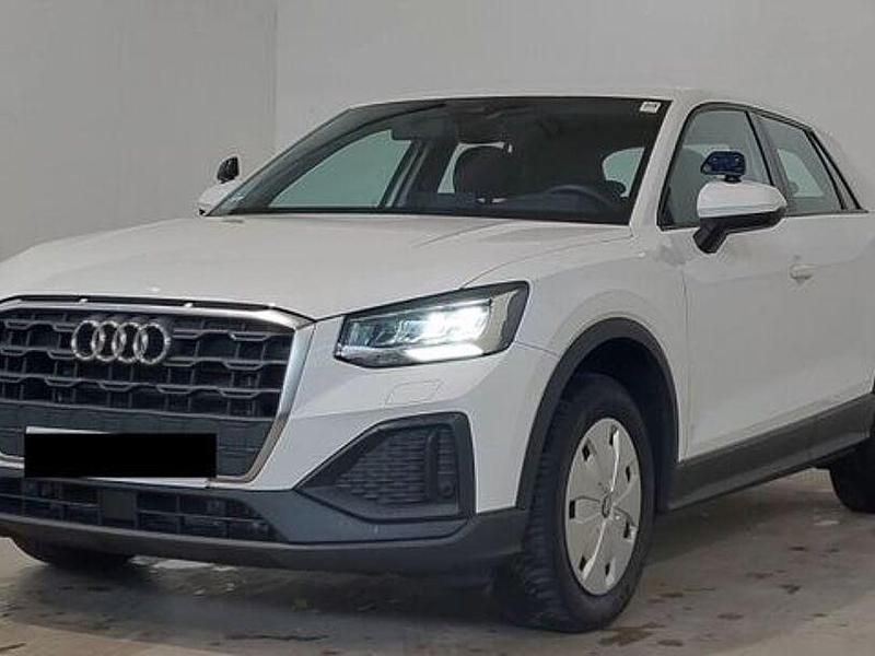 Weiß Gebraucht 2023 Audi Q2 Ambiente SUV | 23.490 € (Superpreis) - Bild 1/4