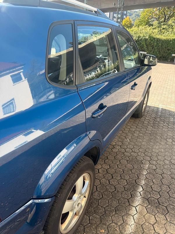 Gebraucht Hyundai Tucson 141 PS (103 kW) 2007 Blau SUV