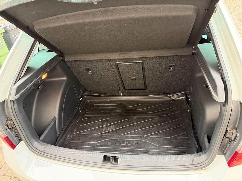 Gebraucht Skoda Rapid Clever 110 PS (80 kW) 2019 Weiß Kleinwagen