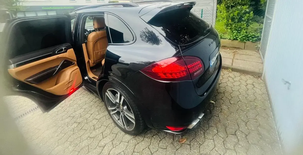 Gebraucht Porsche Cayenne 382 PS (280 kW) 2013 Schwarz SUV