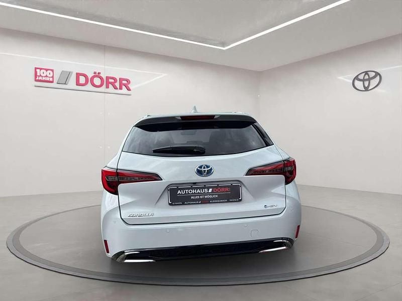Neu Toyota Corolla 178 PS (130 kW) 2025 Dynamic grey metallic Kombi