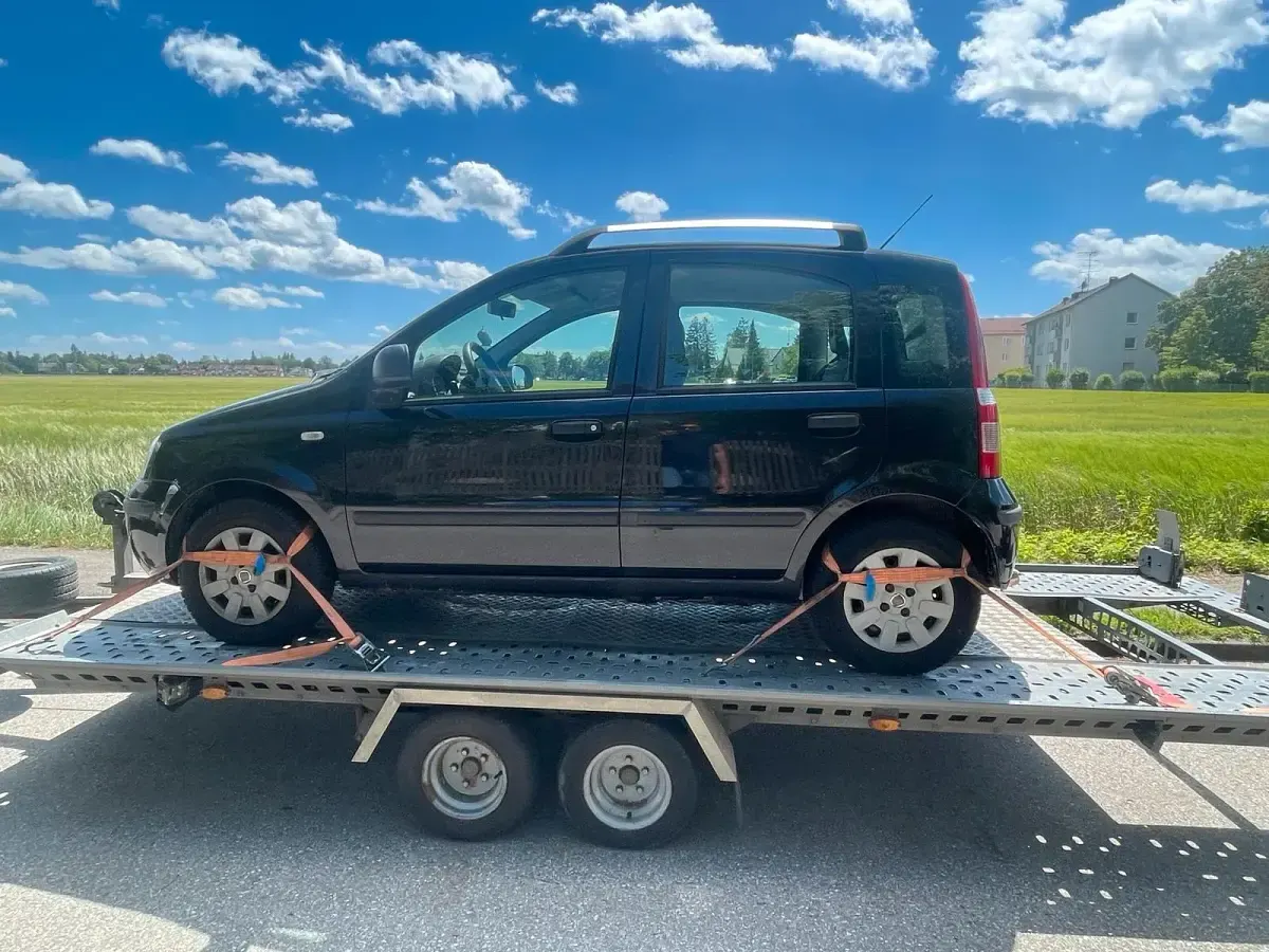 Gebraucht Fiat Panda 60 PS (44 kW) 2010 Schwarz Kleinwagen