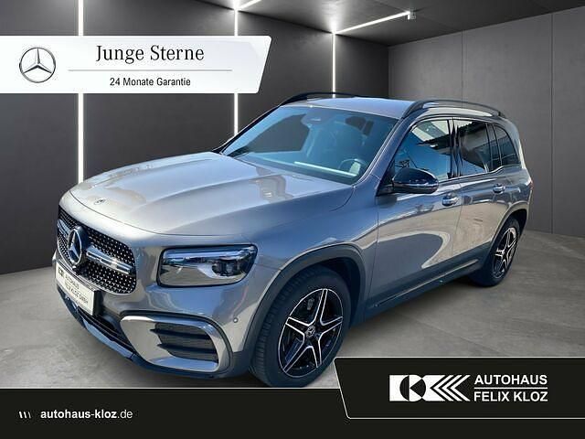 Grau Gebraucht 2024 Mercedes GLB220 AMG SUV | 53.900 € (Teuer) - Bild 1/2