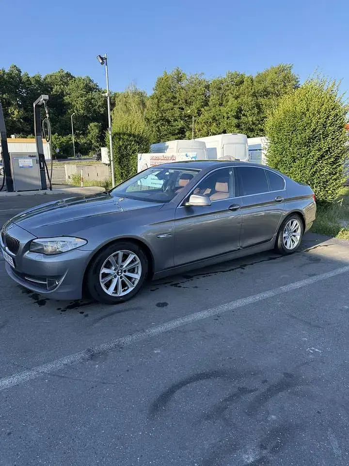 Gebraucht BMW 523 204 PS (150 kW) 2011 Limousine