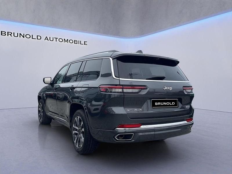 Gebraucht Jeep Grand Cherokee Overland 364 PS (267 kW) 2022 Grau SUV