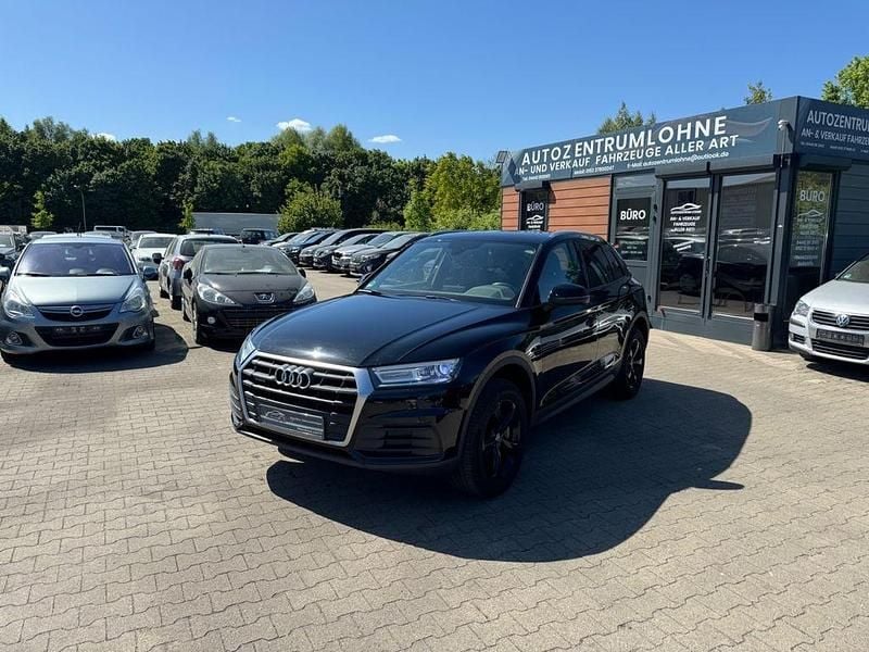 Schwarz Gebraucht 2017 Audi Q5 Basis SUV | 22.990 € (Teuer) - Bild 1/4