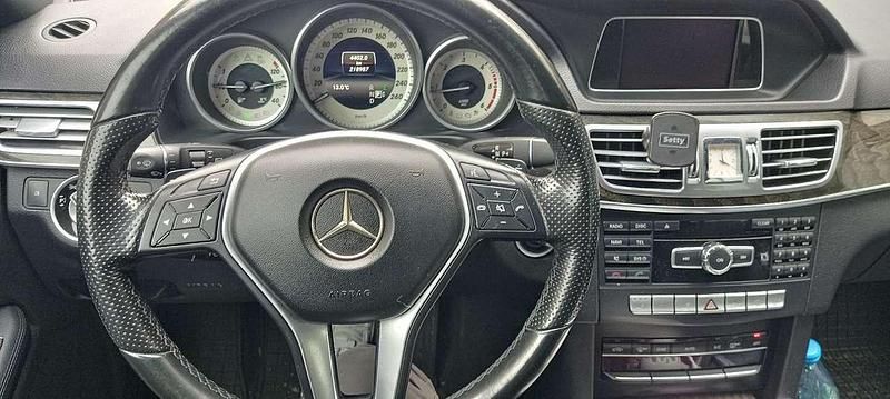 Gebraucht Mercedes E200 Avantgarde 136 PS (100 kW) 2014 Kombi