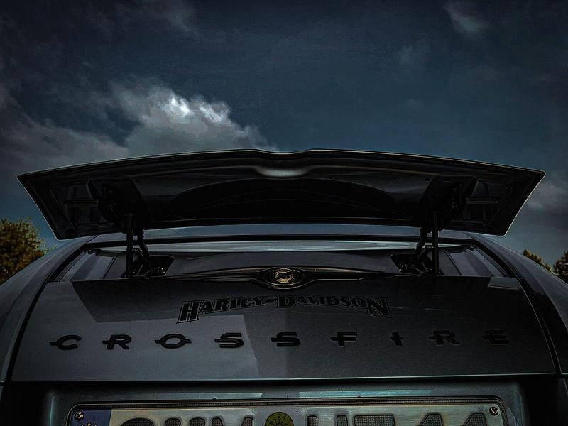 Second-hand Chrysler Crossfire 334 CP (245 kW) 2007 Gri Coupe