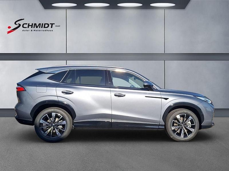 Neu MG HS Luxury 224 PS (164 kW) 2026 Grau SUV