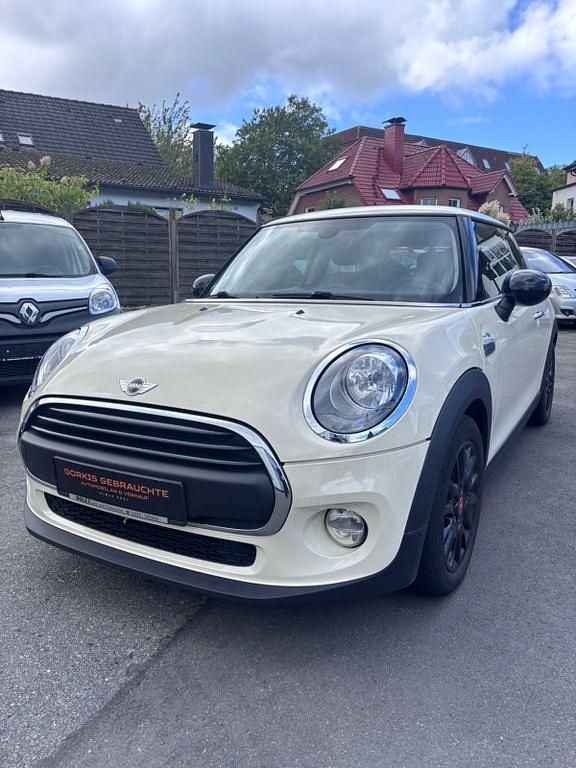 Weiß Gebraucht 2015 Mini ONE Kleinwagen | 5.990 € (Superpreis) - Bild 1/4