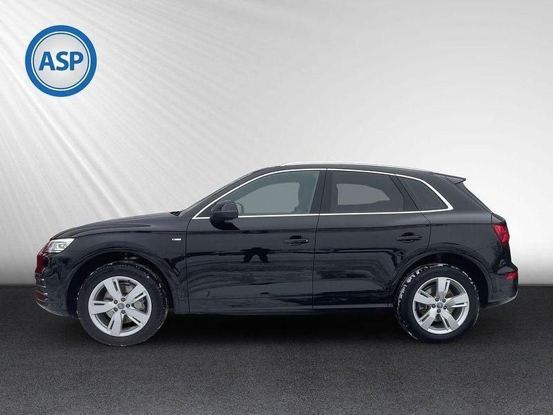 Gebraucht Audi Q5 S-Line 190 PS (139 kW) 2019 Schwarz (mythosschwarz metallic) SUV