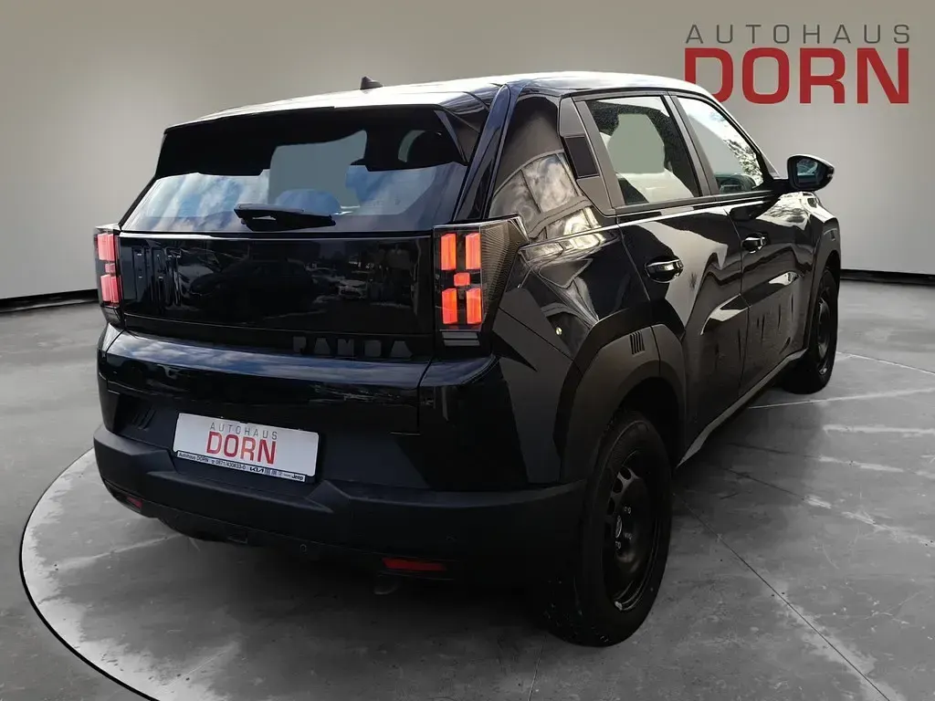 Neu Fiat Grande Panda Icon 110 PS (80 kW) 2025 Schwarz Kleinwagen