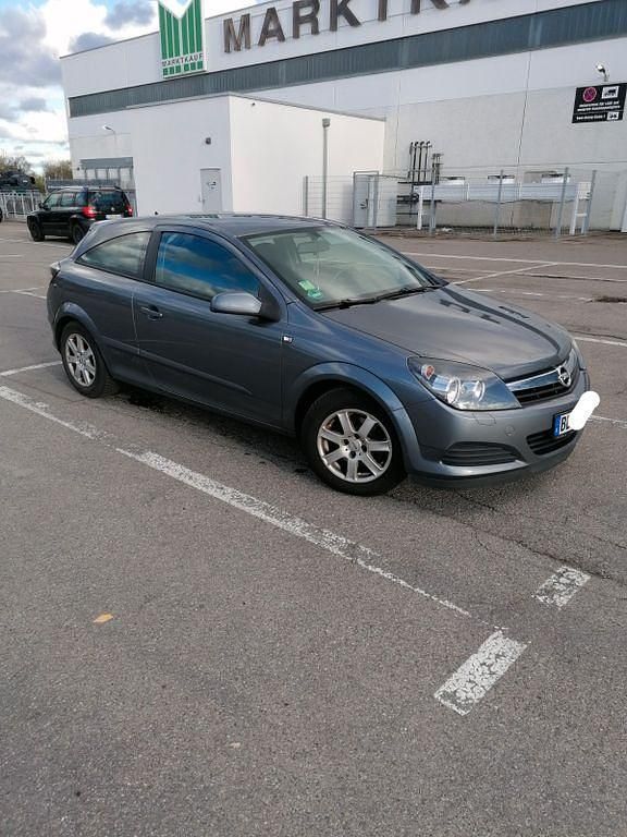 Gebraucht Opel Astra GTC 90 PS (66 kW) 2005 Grau Limousine