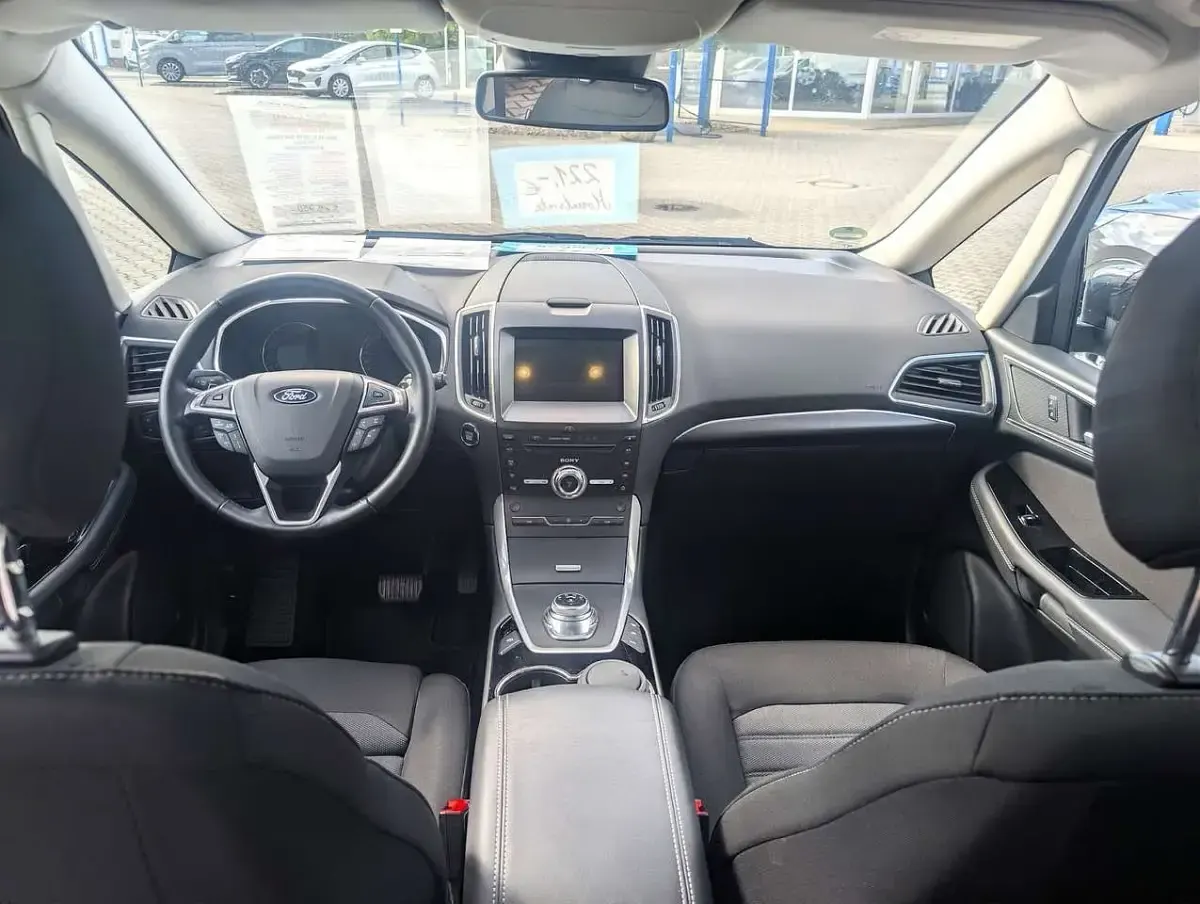 Gebraucht Ford Galaxy Titanium 150 PS (110 kW) 2022 Magneticgrau (metallic) Van / Kleinbus
