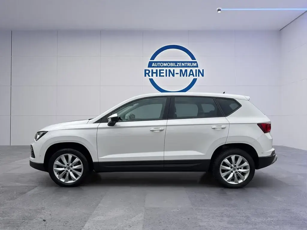 Usado Seat Ateca Style 150 CV (110 kW) 2021 Blanco SUV