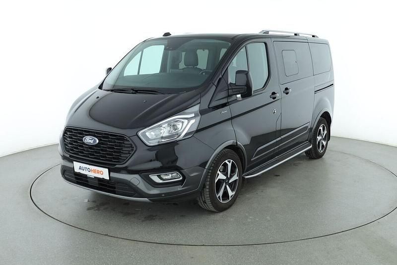 Gebraucht Ford Tourneo Active 185 PS (136 kW) 2022 Schwarz Van / Kleinbus