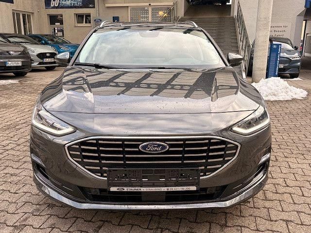 Neu Ford Focus Titanium X 155 PS (114 kW) 2026 Grau Limousine