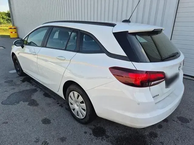 Gebraucht Opel Astra 105 PS (77 kW) 2020 Weiß Kombi
