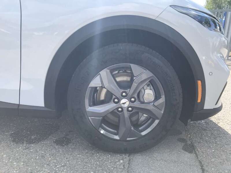 Gebraucht Ford Mustang Mach-E 197 kW (269 PS) 2023 Space white metallic SUV