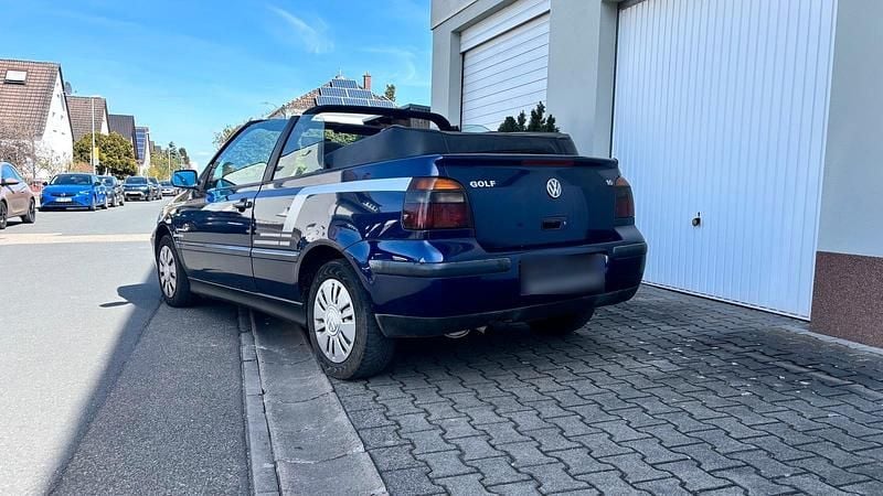 Brugt VW Golf Cabriolet 101 HK (74 kW) 1997 Blå Cabriolet