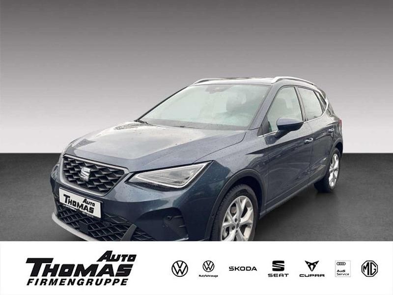 Magnetic grau metallic Gebraucht 2024 Seat Arona FR SUV | 22.800 € (Fairer Preis) - Bild 1/3