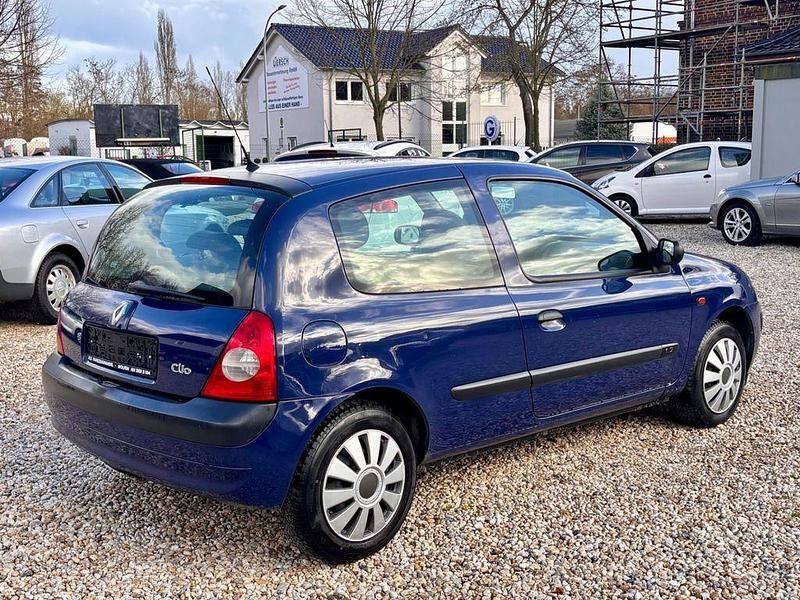 Gebraucht Renault Clio II 58 PS (42 kW) 2005 Blau Limousine