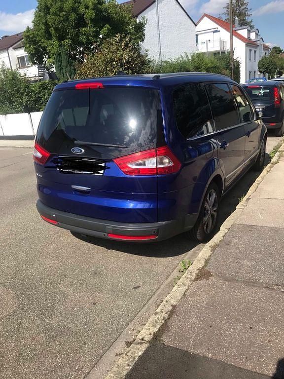 Gebraucht Ford Galaxy Titanium 140 PS (102 kW) 2014 Blau Van / Kleinbus