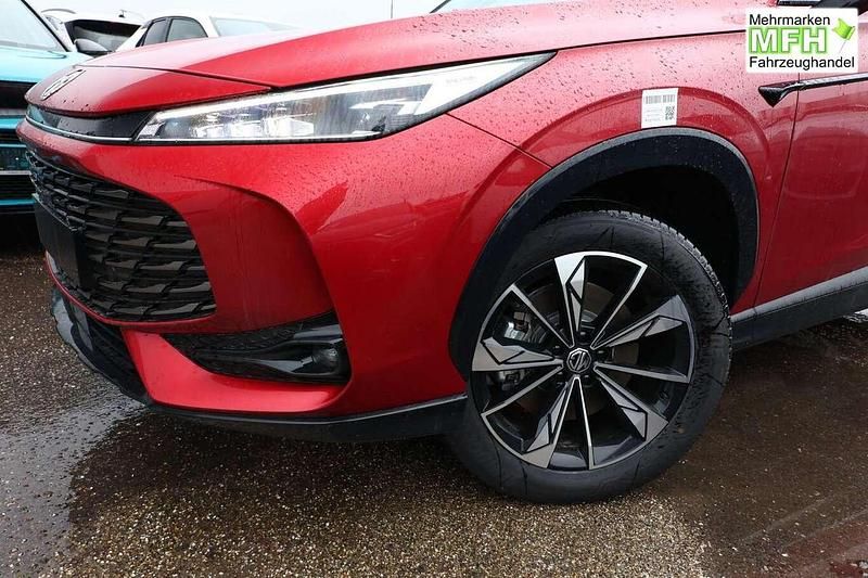 Neu MG HS Comfort 224 PS (164 kW) 2026 Diamond red SUV