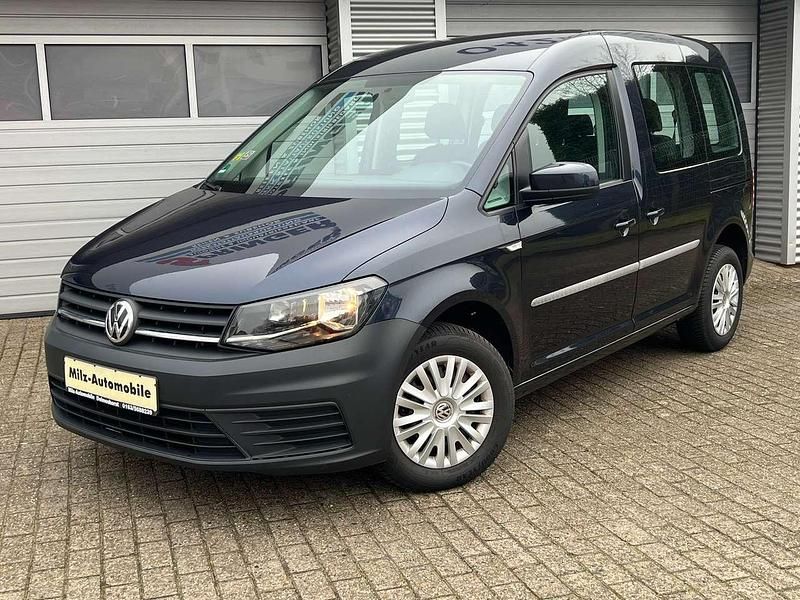 Blau Gebraucht 2018 VW Caddy Trendline Van / Kleinbus | 9.990 € (Fairer Preis) - Bild 1/3