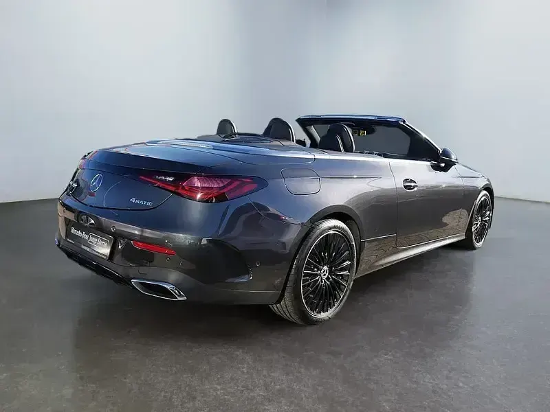 Gebraucht Mercedes CLE300 AMG 258 PS (189 kW) 2024 Andere Cabrio