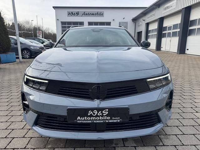 Neu Opel Astra 131 PS (96 kW) 2025 Grau Kombi