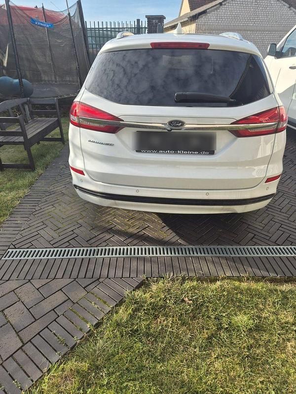 Gebraucht Ford Mondeo Titanium 140 PS (102 kW) 2020 Weiß Kombi