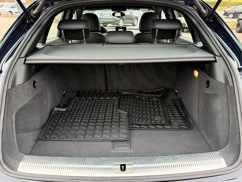 Gebraucht Audi Q3 S-Line 140 PS (102 kW) 2014 Blau SUV