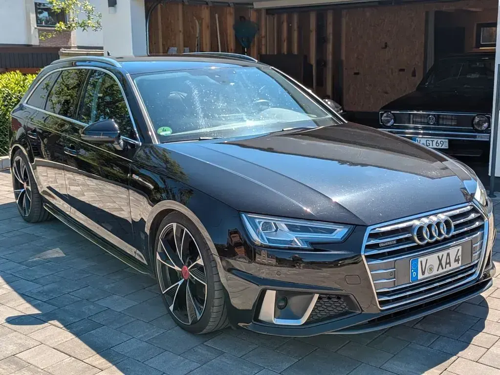 Gebraucht Audi A4 Design 190 PS (139 kW) 2019 Schwarz Kombi