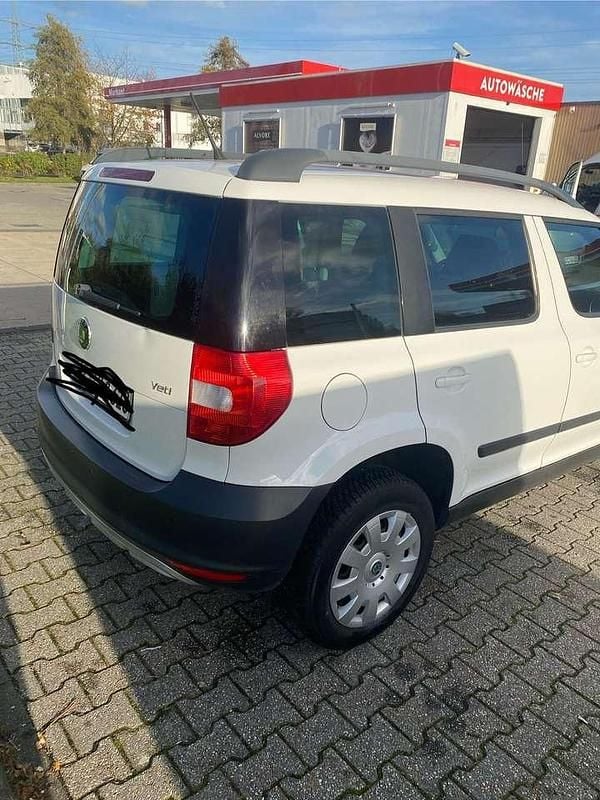 Gebraucht Skoda Yeti Active 105 PS (77 kW) 2013 SUV