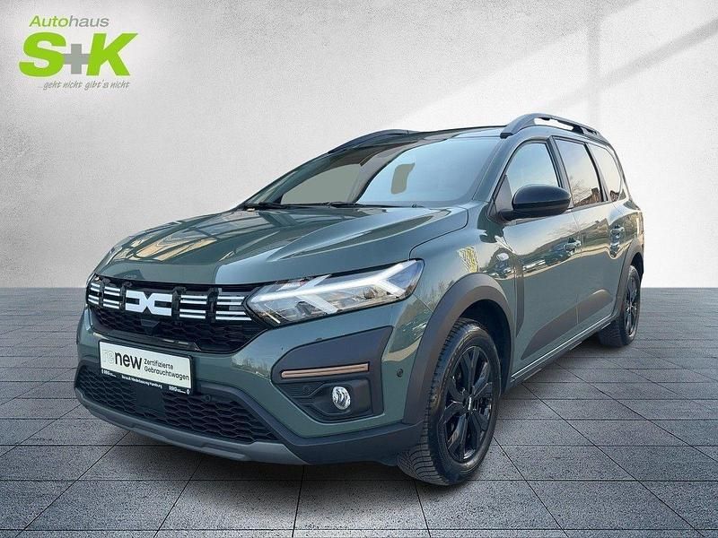 Gebraucht Dacia Jogger Extreme 141 PS (103 kW) 2023 Safarigrüngrau (grün) Van / Kleinbus