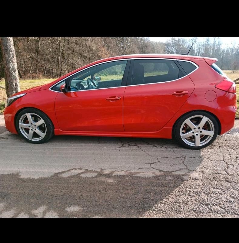 Gebraucht Kia Ceed 204 PS (150 kW) 2016 Rot Kleinwagen