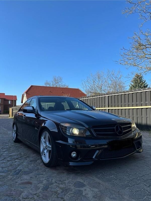 Schwarz Gebraucht 2008 Mercedes C63 AMG AMG Limousine | 22.500 € (Fairer Preis) - Bild 1/4