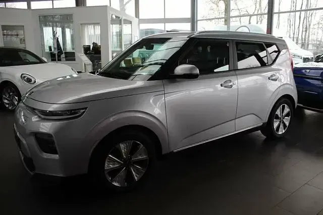 Gebraucht Kia Soul EV Spirit 150 kW (204 PS) 2021 Silber SUV