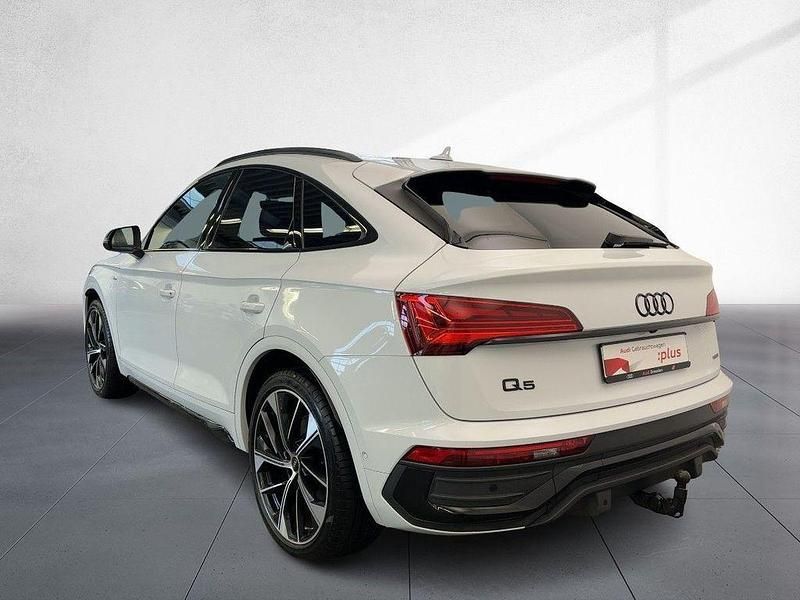 Gebraucht Audi Q5 Sportback Ambiente 265 PS (194 kW) 2024 Gletscherweiß metallic SUV