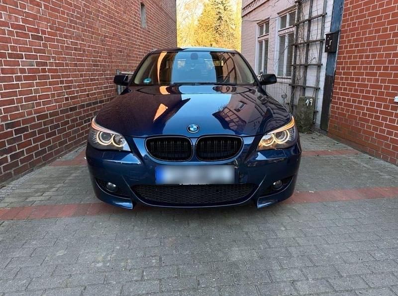 Gebraucht BMW 520 177 PS (130 kW) 2008 Blau Limousine