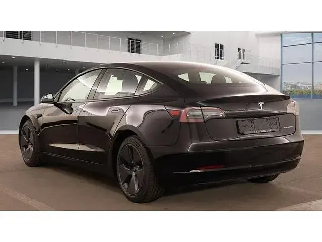 Gebraucht Tesla Model 3 258 kW (351 PS) 2023 Limousine