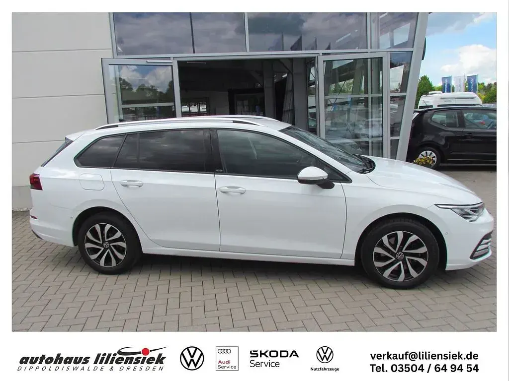 Gebraucht VW Golf VIII Active 116 PS (85 kW) 2023 Weiß Kombi