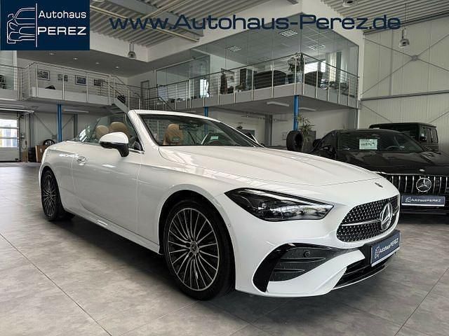 Manufaktur opalithweiß bright (metallic) Gebraucht 2024 Mercedes 300 AMG Cabrio | 65.899 € - Bild 1/4