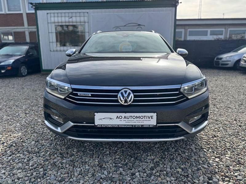 Gebraucht VW Passat Alltrack 239 PS (175 kW) 2017 Grau Kombi