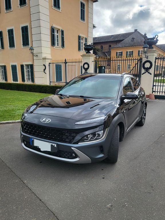 Schwarz Gebraucht 2022 Hyundai Kona Prime SUV | 17.000 € (Guter Preis) - Bild 1/4