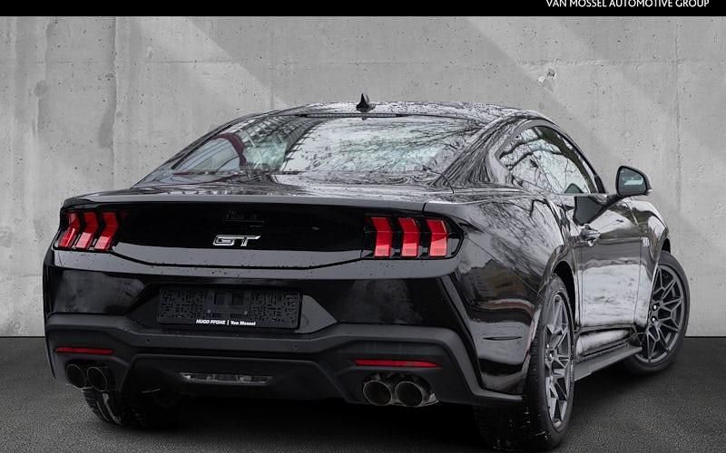 Neu Ford Mustang GT Fastback 446 PS (328 kW) 2026 Schwarz Coupé