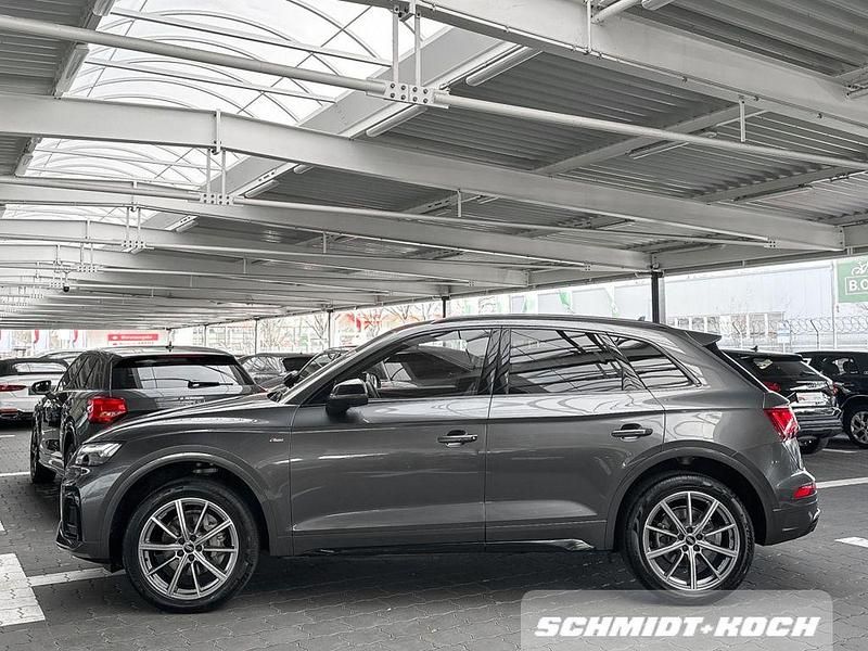 Second-hand Audi Q5 S-Line 204 CP (150 kW) 2024 Gri SUV