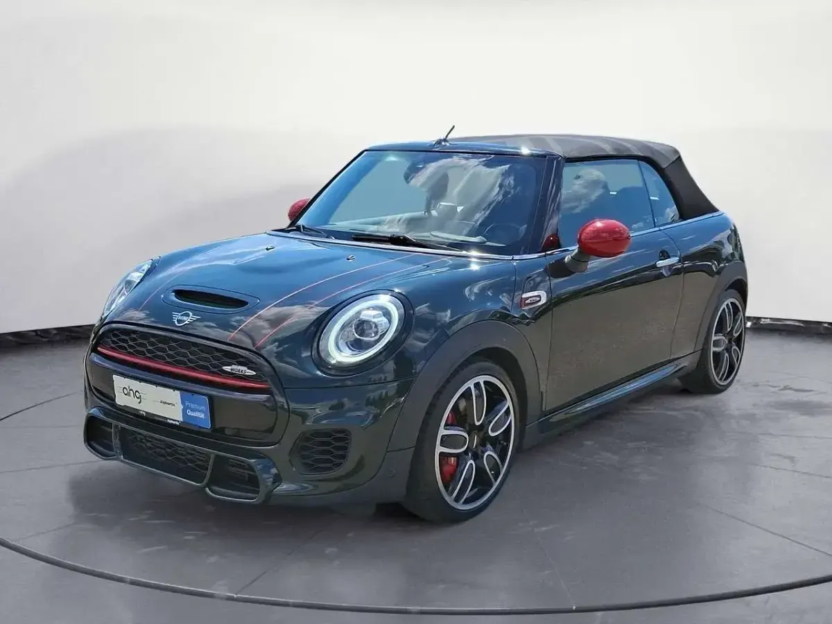Gebraucht Mini John Cooper Works Cabriolet Sport 231 PS (169 kW) 2019 Grün Cabrio
